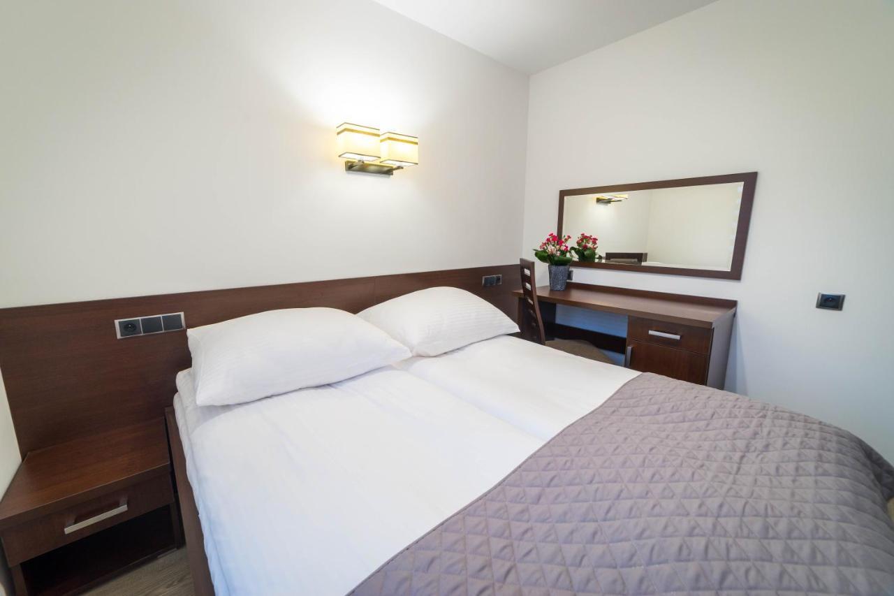 Willa Kormoran - Pokoje I Apartamenty Mikołajki Exterior foto